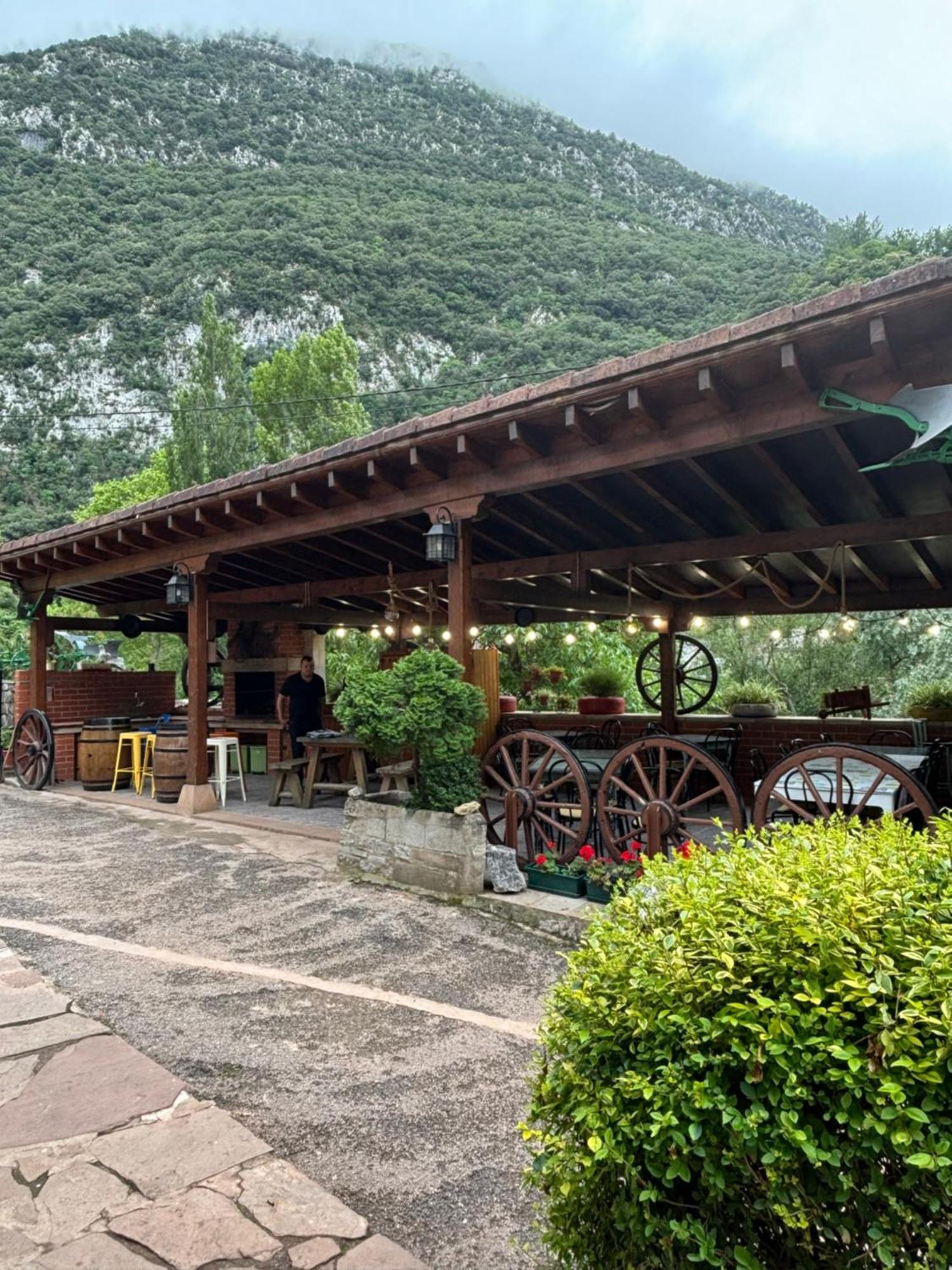Albergue La Hermida Esterno foto